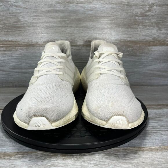 Adidas Women's UltraBoost 21 Running Athletic Sneakers Size 10 - Picture 2 of 9